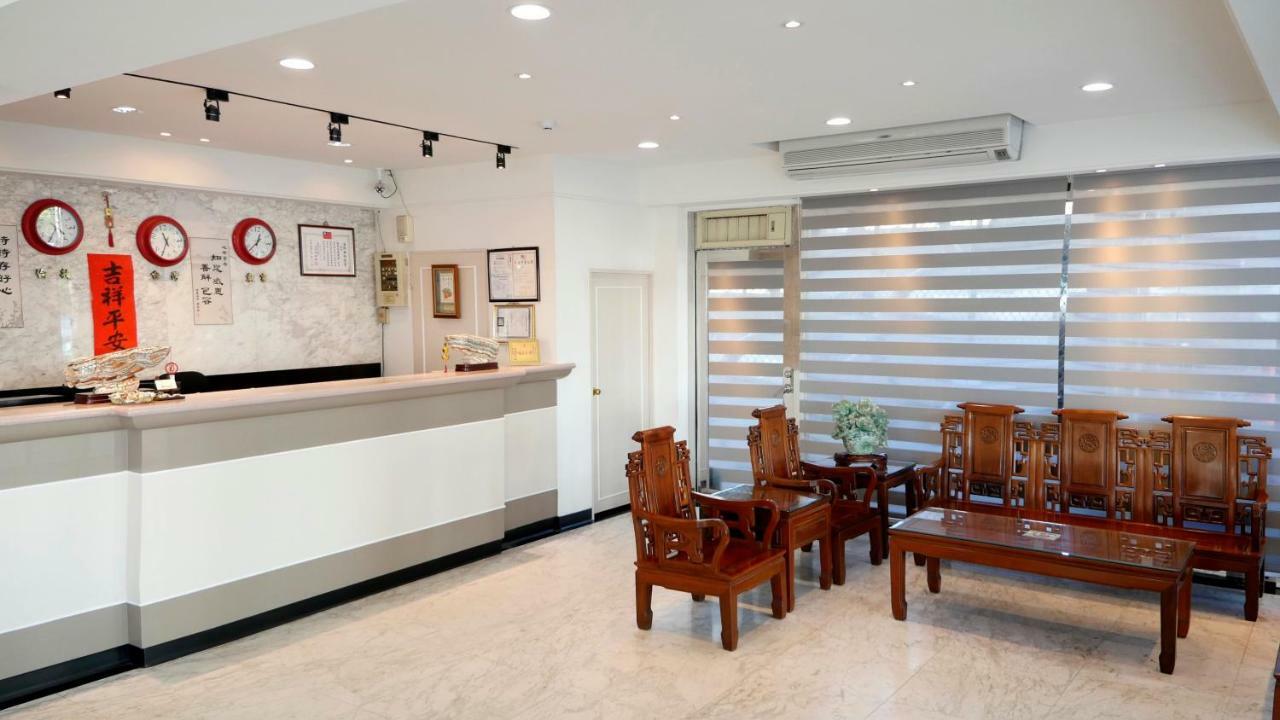 Athens Hotel Taichung Extérieur photo