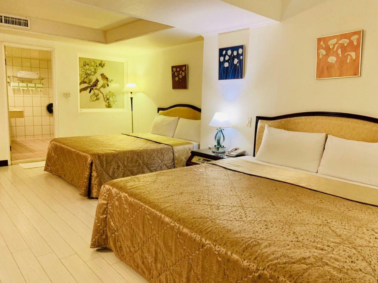 Athens Hotel Taichung Extérieur photo