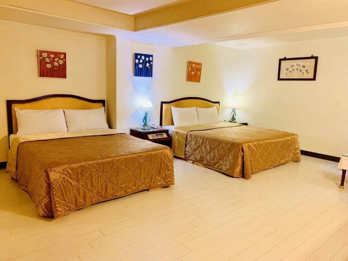 Athens Hotel Taichung Extérieur photo